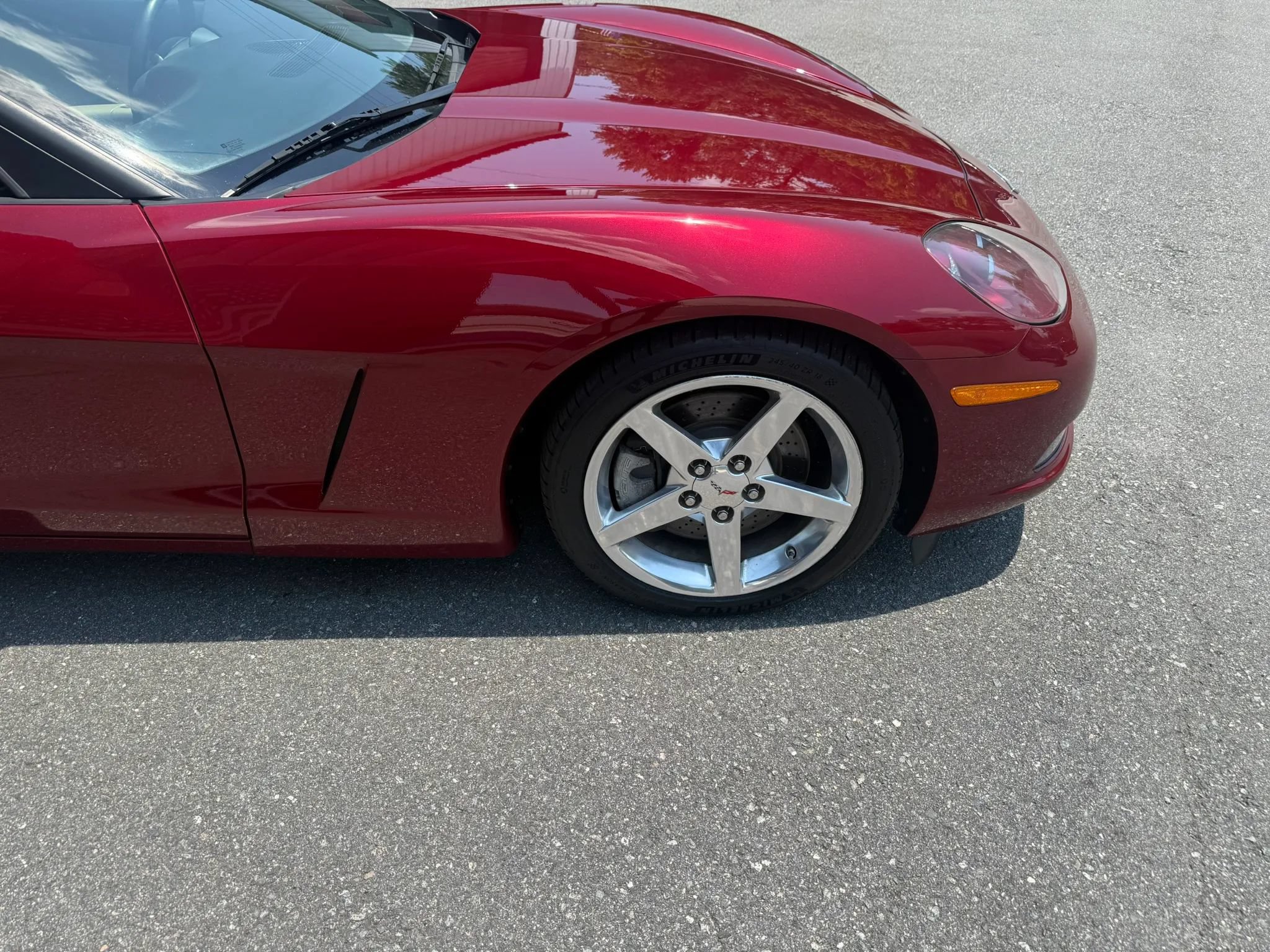 Used 2006 Chevrolet Corvette Convertible w/ Preferred Equipment Group RWD image 15