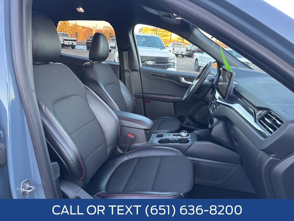 Used 2024 Ford Escape ST-Line w/ Tech Pack #1 image 35