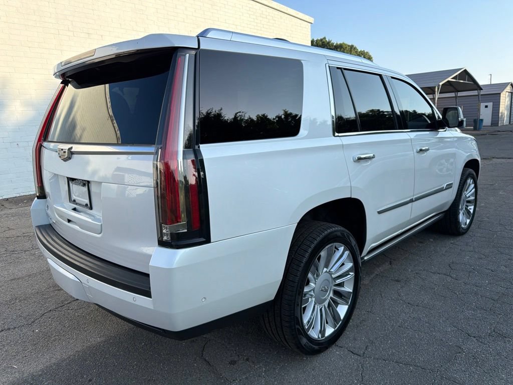 Used 2019 Cadillac Escalade Platinum AWD/4WD image 2