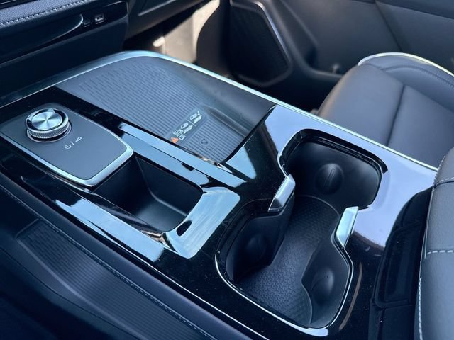 New 2027 Buick Enclave Avenir w/ LPO, Floor Liner Package FWD image 21