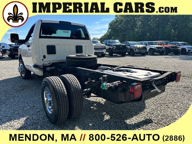 New 2026 RAM 3500 Tradesman w/ Chrome Appearance Group A AWD/4WD image 9
