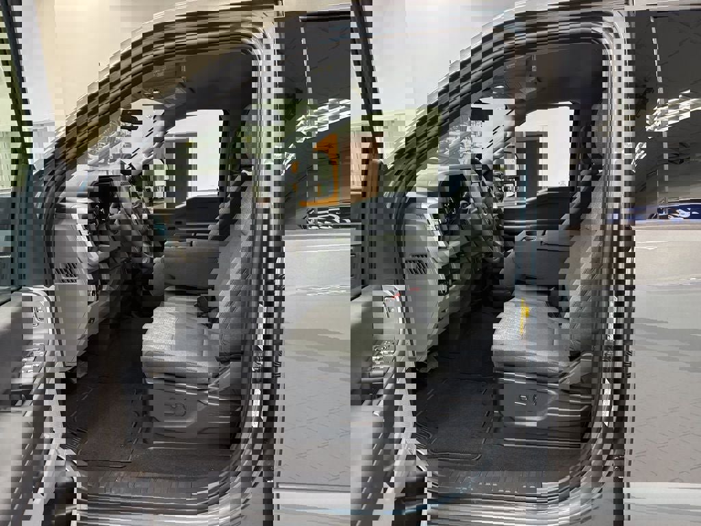 New 2026 Ford F350 XLT w/ Tremor Off-Road Package image 7