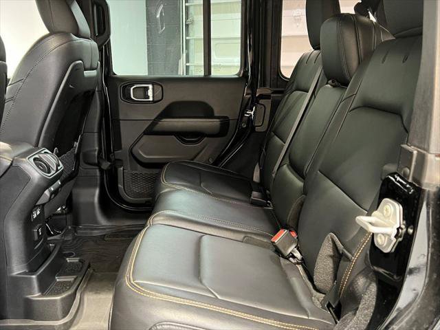 Certified 2024 Jeep Wrangler Sahara w/ Technology Group image 23