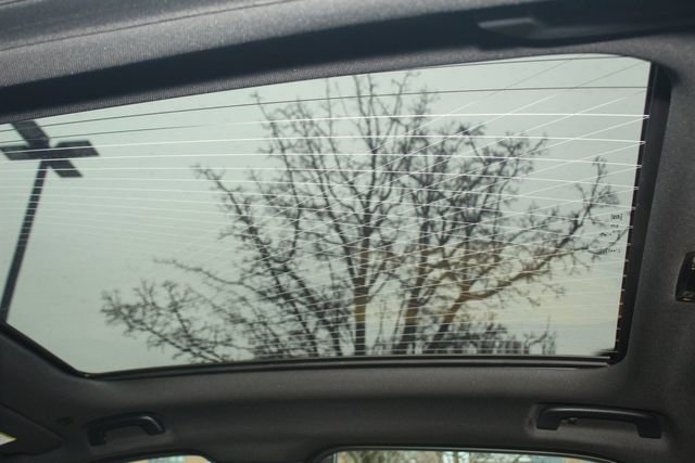 Used 2025 BMW i7 xDrive60 image 24