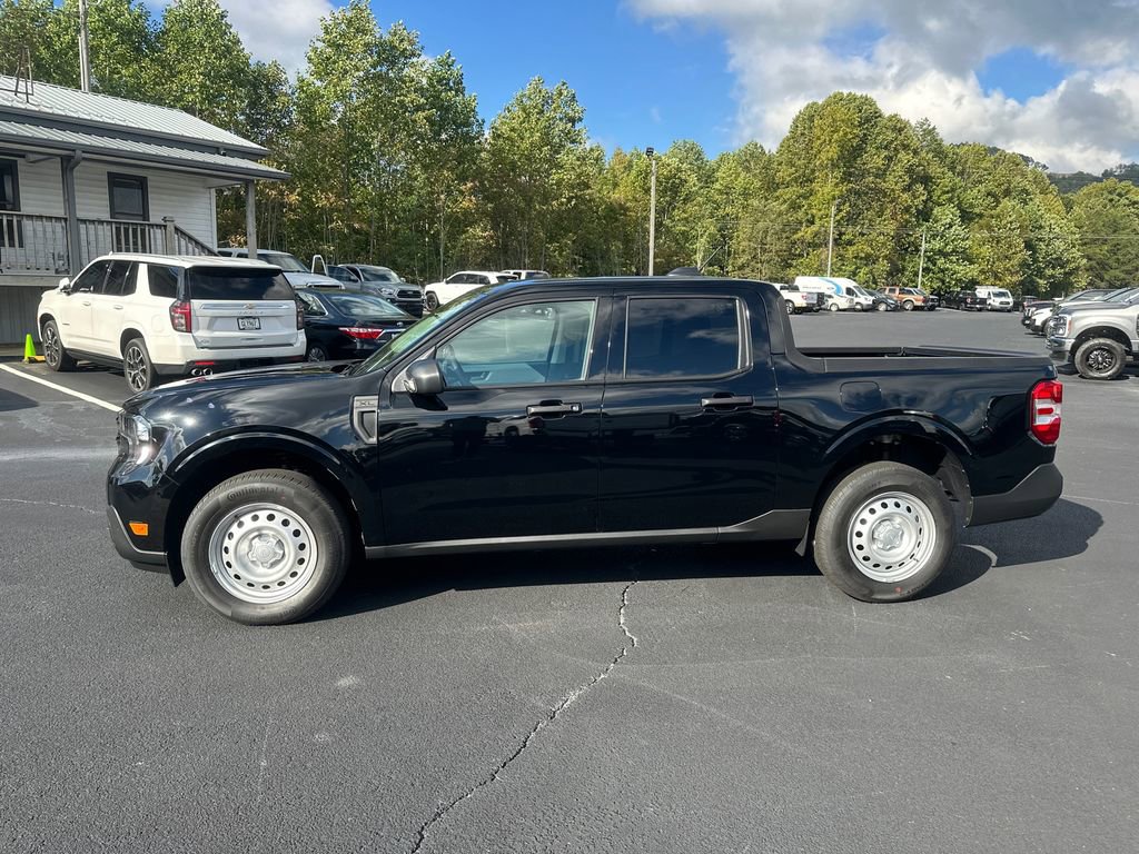 New 2025 Ford Maverick XL image 8