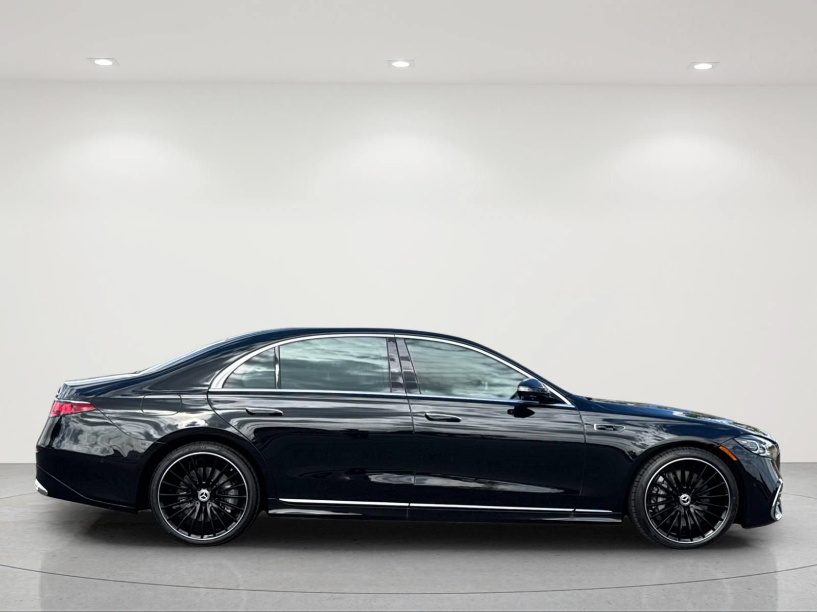 New 2027 Mercedes-Benz S 580 4MATIC Sedan image 7