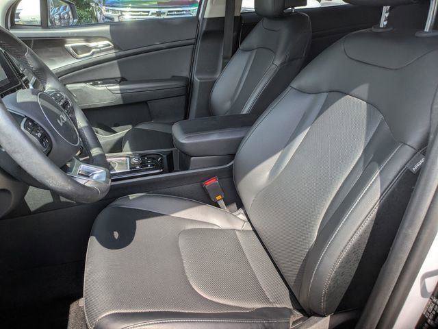 Used 2023 Kia Sportage EX image 21