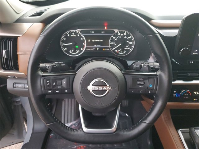 Used 2022 Nissan Pathfinder Platinum image 21