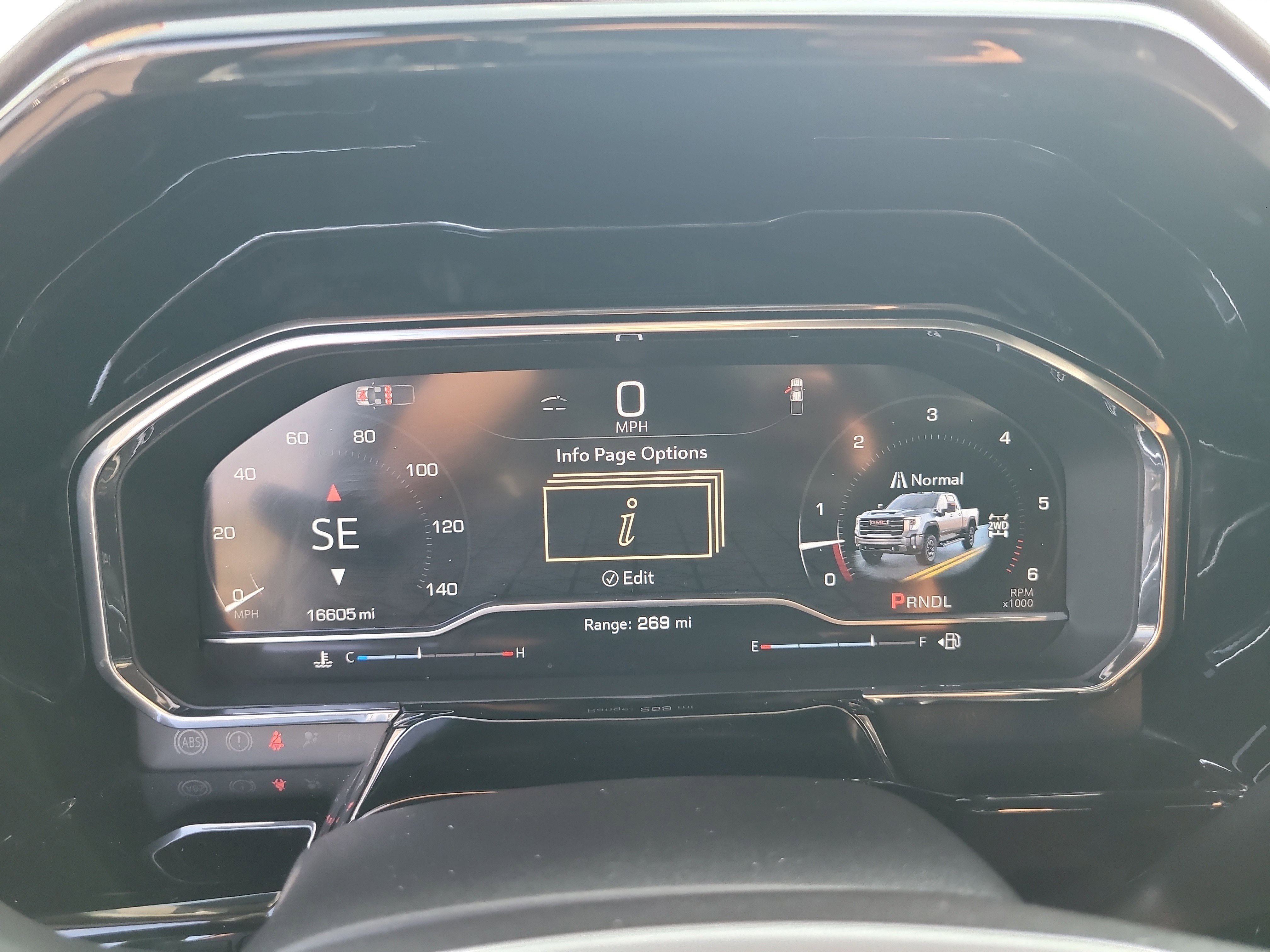 Used 2024 GMC Sierra 2500 SLT w/ SLT Premium Package image 28