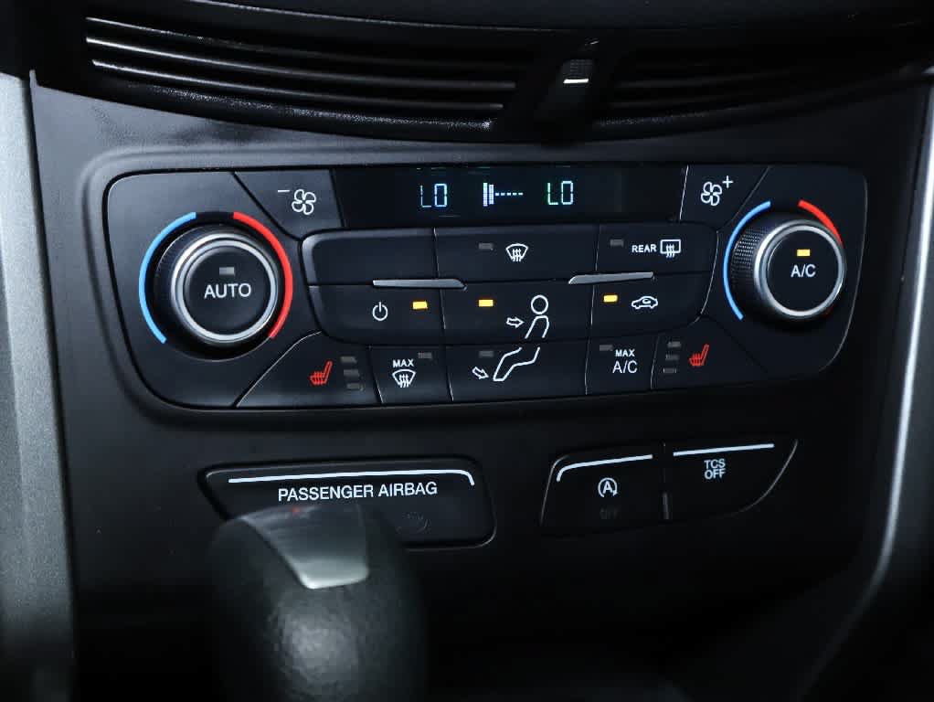 Used 2017 Ford Escape SE w/ Equipment Group 201A FWD image 28