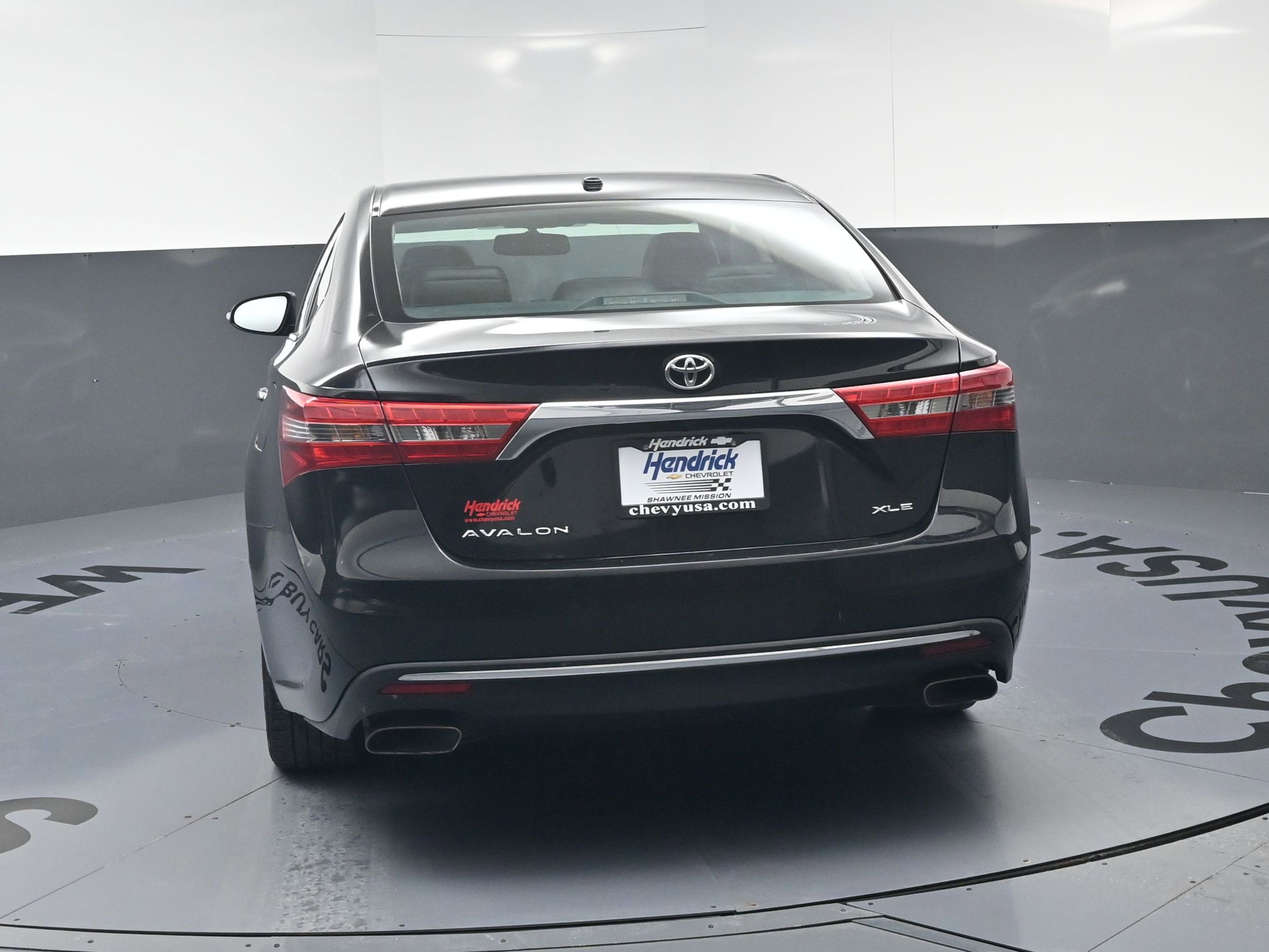 Used 2016 Toyota Avalon XLE Premium image 8