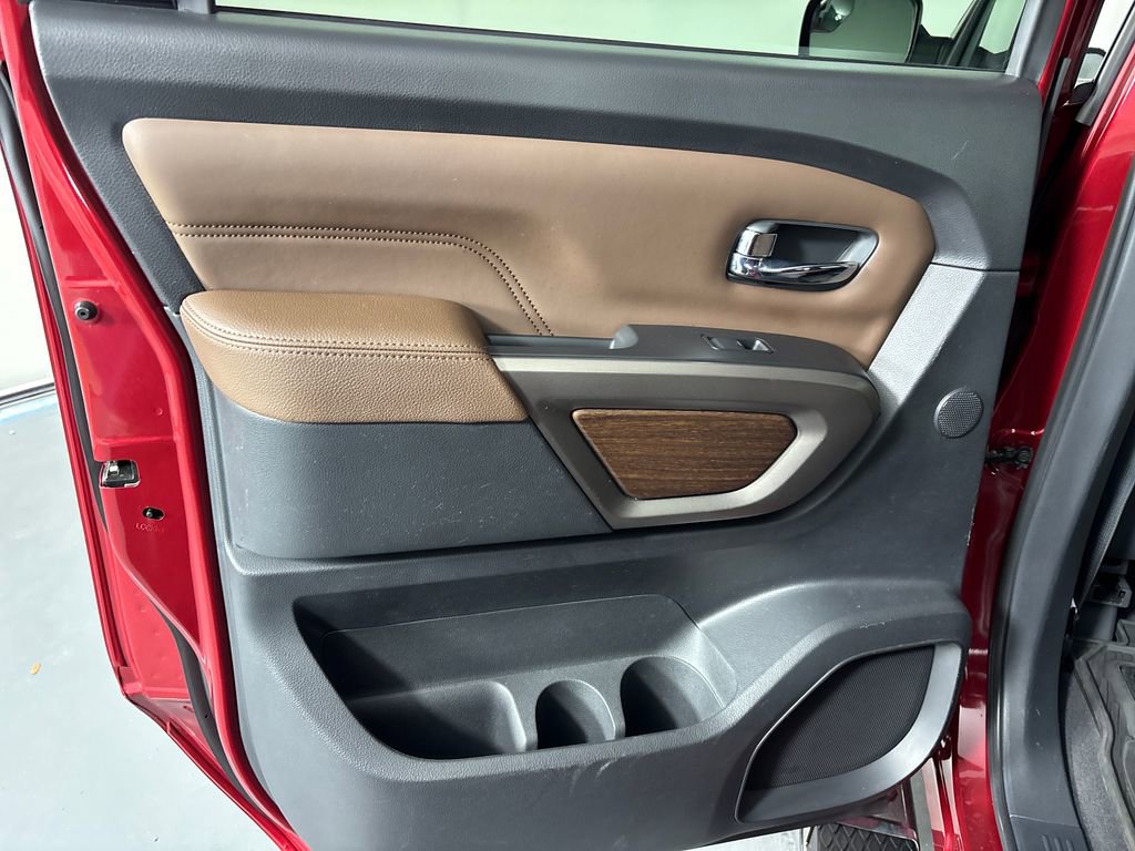 Used 2021 Nissan Titan Platinum Reserve w/ Moonroof Package image 33