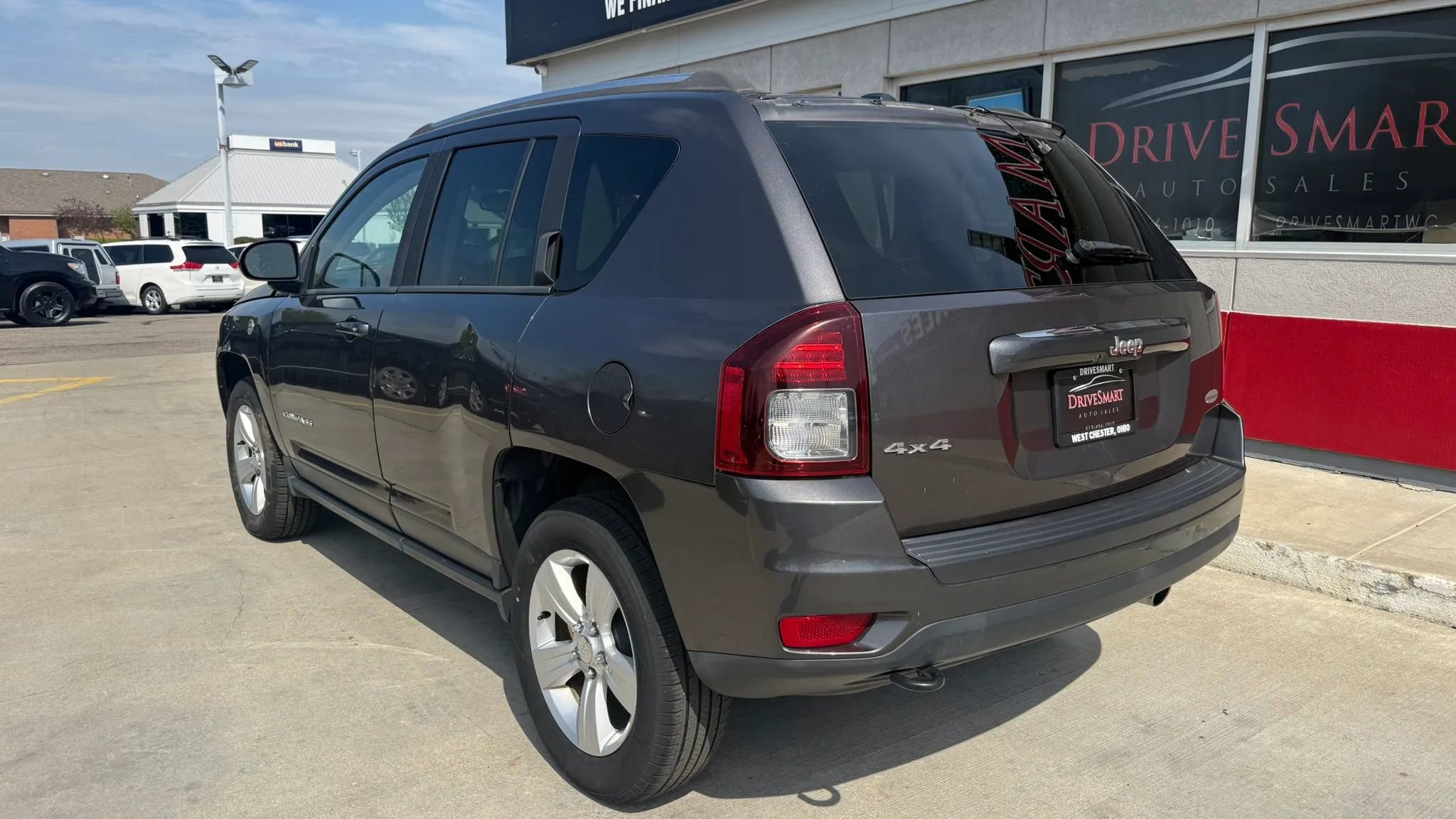Used 2015 Jeep Compass Latitude w/ Trailer Tow Prep Group image 4