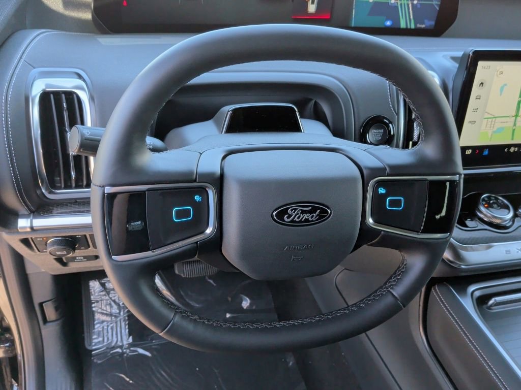 New 2026 Ford Expedition Platinum w/ Stealth Appearance Package image 18