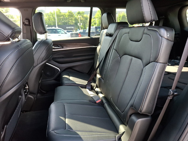 New 2027 Jeep Grand Cherokee L Limited AWD/4WD image 6