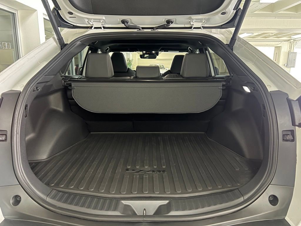 Certified 2024 Toyota bZ4X XLE w/ Weather Package AWD/4WD image 39