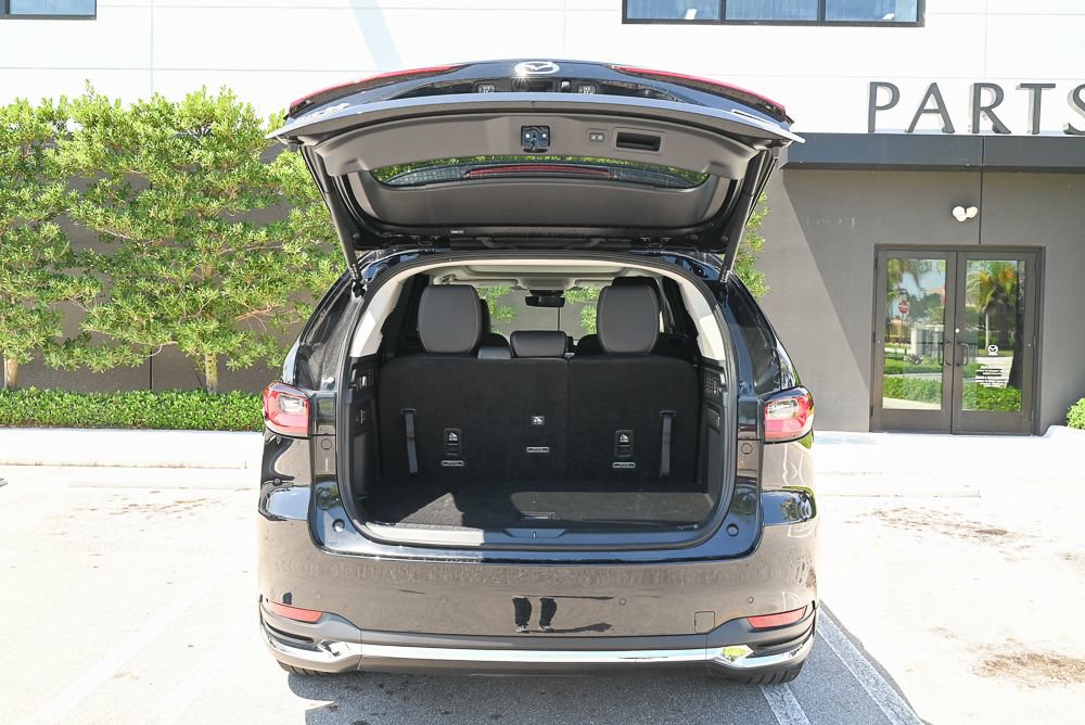 Used 2024 MAZDA CX-90 Plug-In Hybrid w/ Premium Pkg image 10