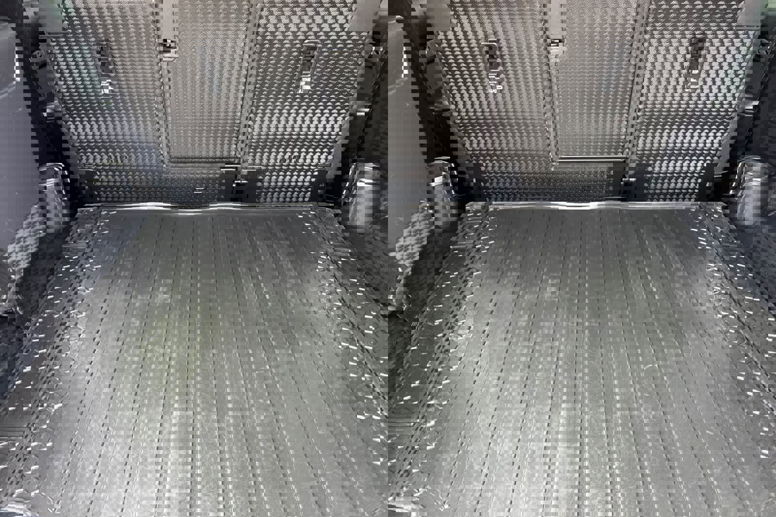 Used 2021 Land Rover Defender 110 X image 17