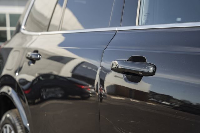 Used 2025 Volvo XC90 B6 Plus image 15