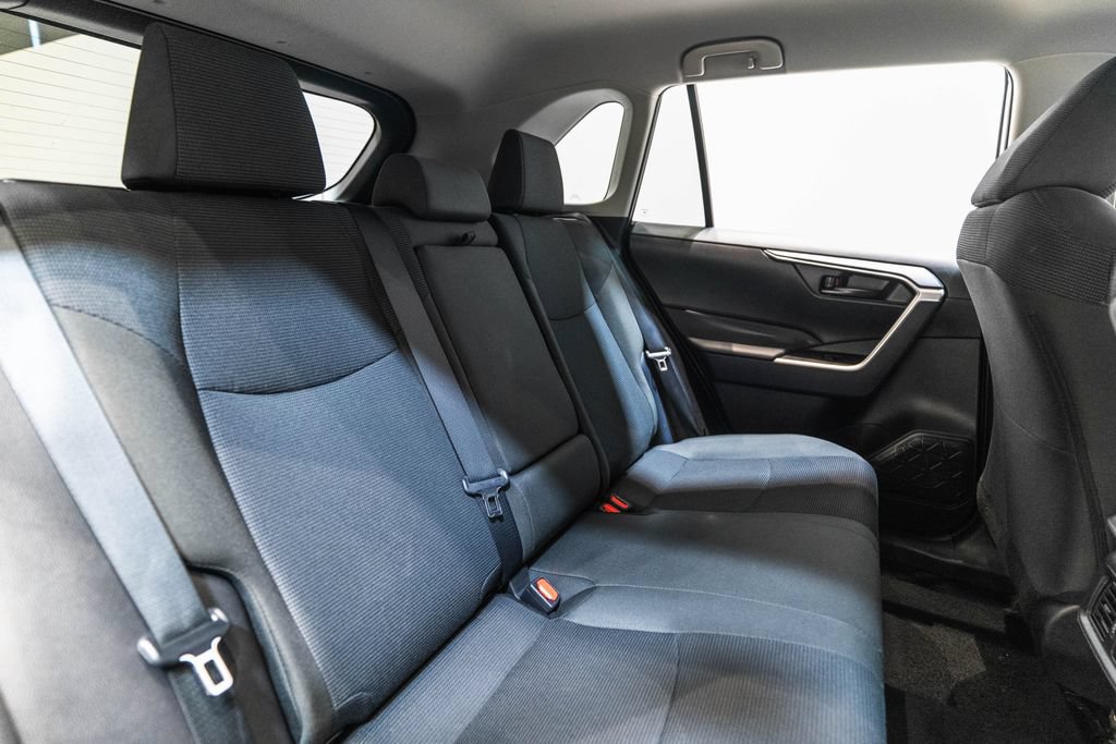 Certified 2025 Toyota RAV4 LE AWD/4WD image 30