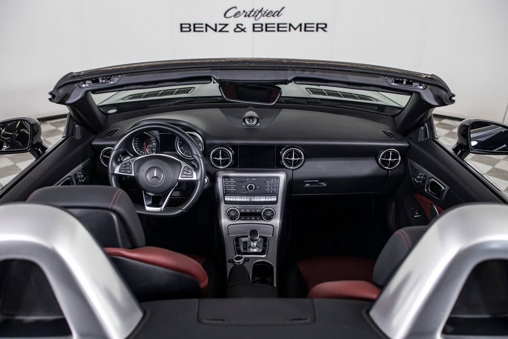 Used 2017 Mercedes-Benz SLC 43 AMG image 10