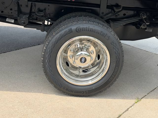 New 2026 Ford F550 4x4 Regular Cab Super Duty image 10