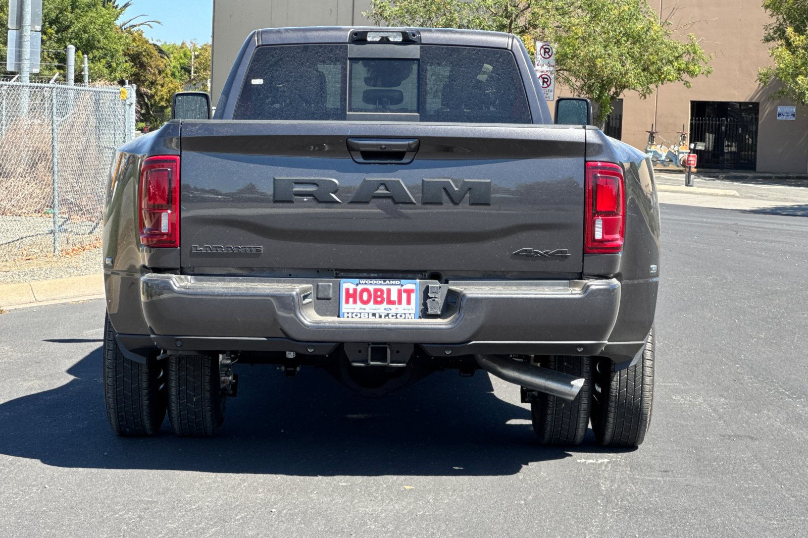 New 2026 RAM 3500 Laramie AWD/4WD image 4