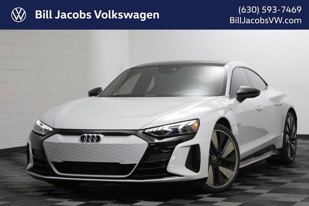 Used 2024 Audi e-tron GT Prestige AWD/4WD image 1