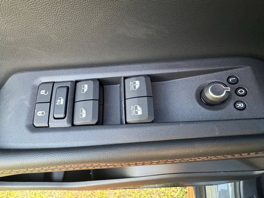 New 2026 Jeep Cherokee Overland AWD/4WD image 11