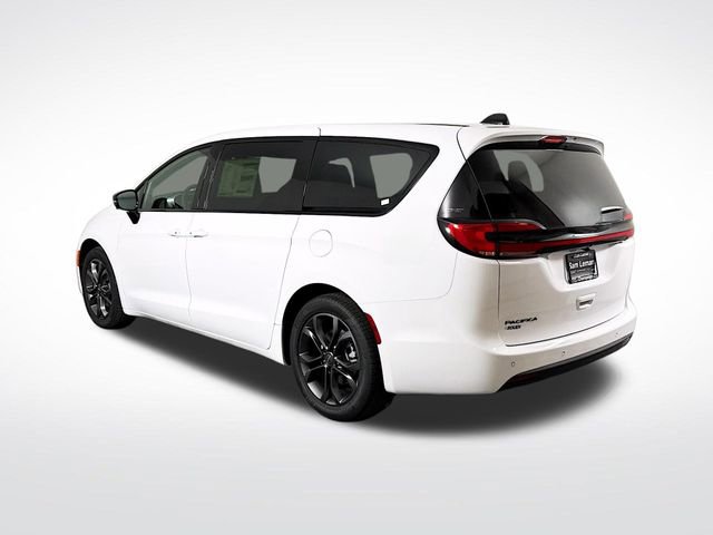 New 2026 Chrysler Pacifica Select image 5