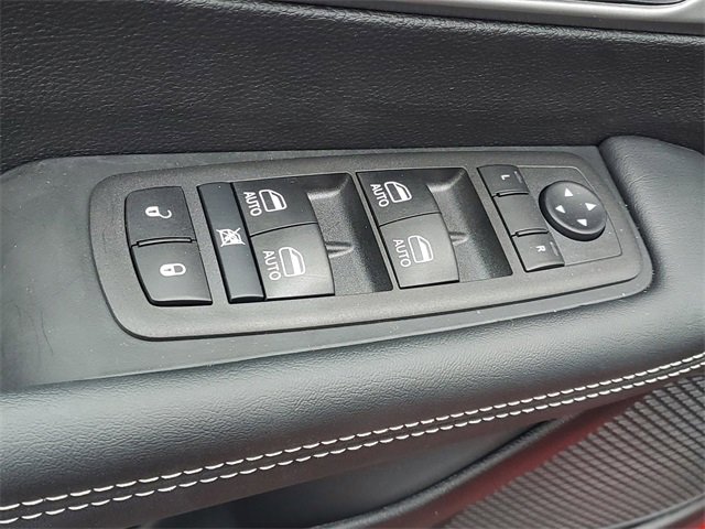 New 2026 Chrysler Pacifica Select image 16