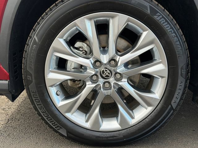 Certified 2022 Toyota Highlander Limited image 11