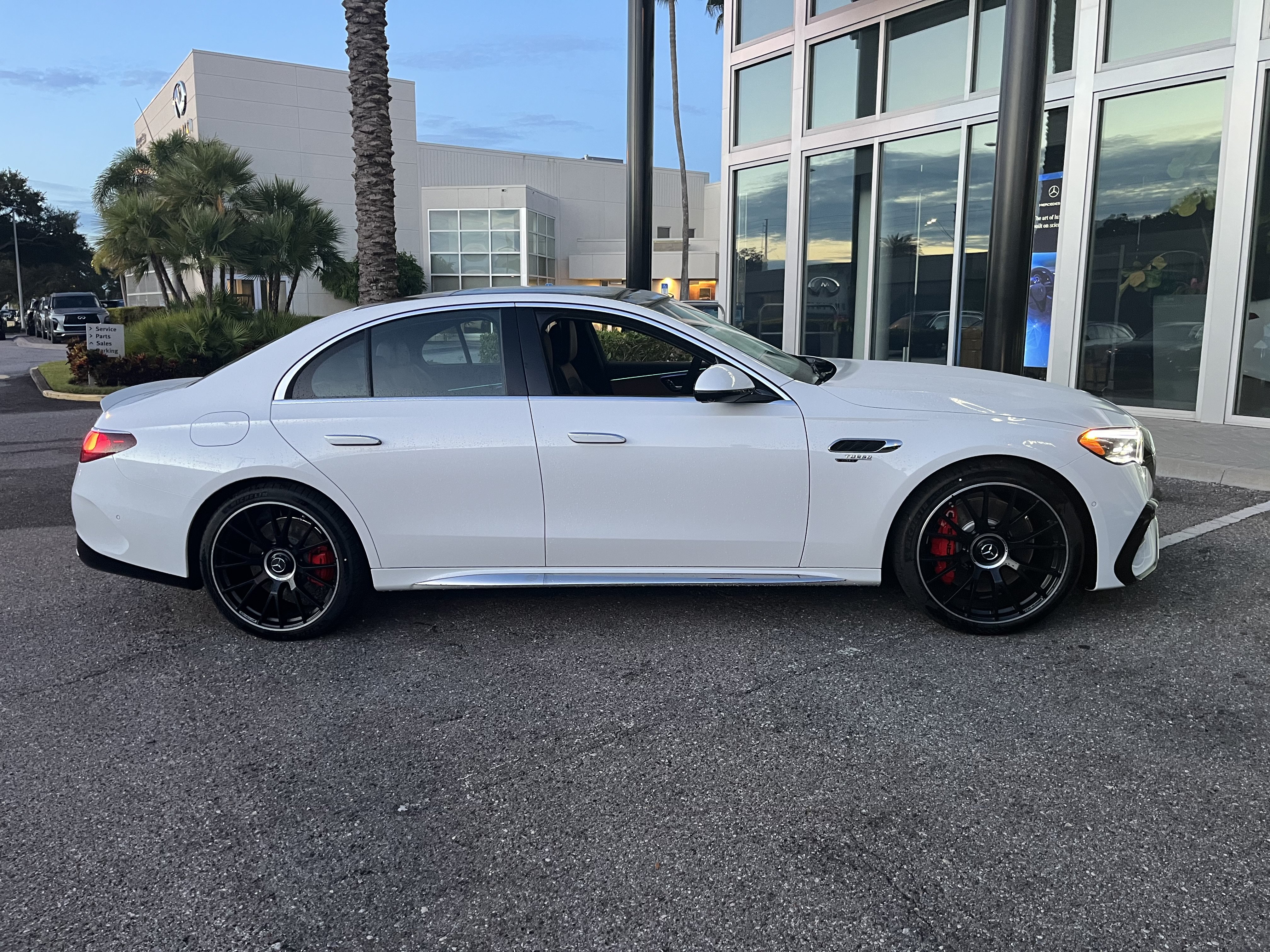 New 2026 Mercedes-Benz E 53 AMG e 4MATIC Sedan image 8