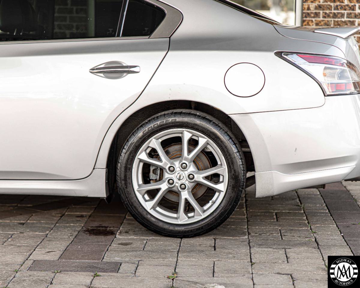 Used 2014 Nissan Maxima 3.5 SV w/ Premium Package FWD image 5