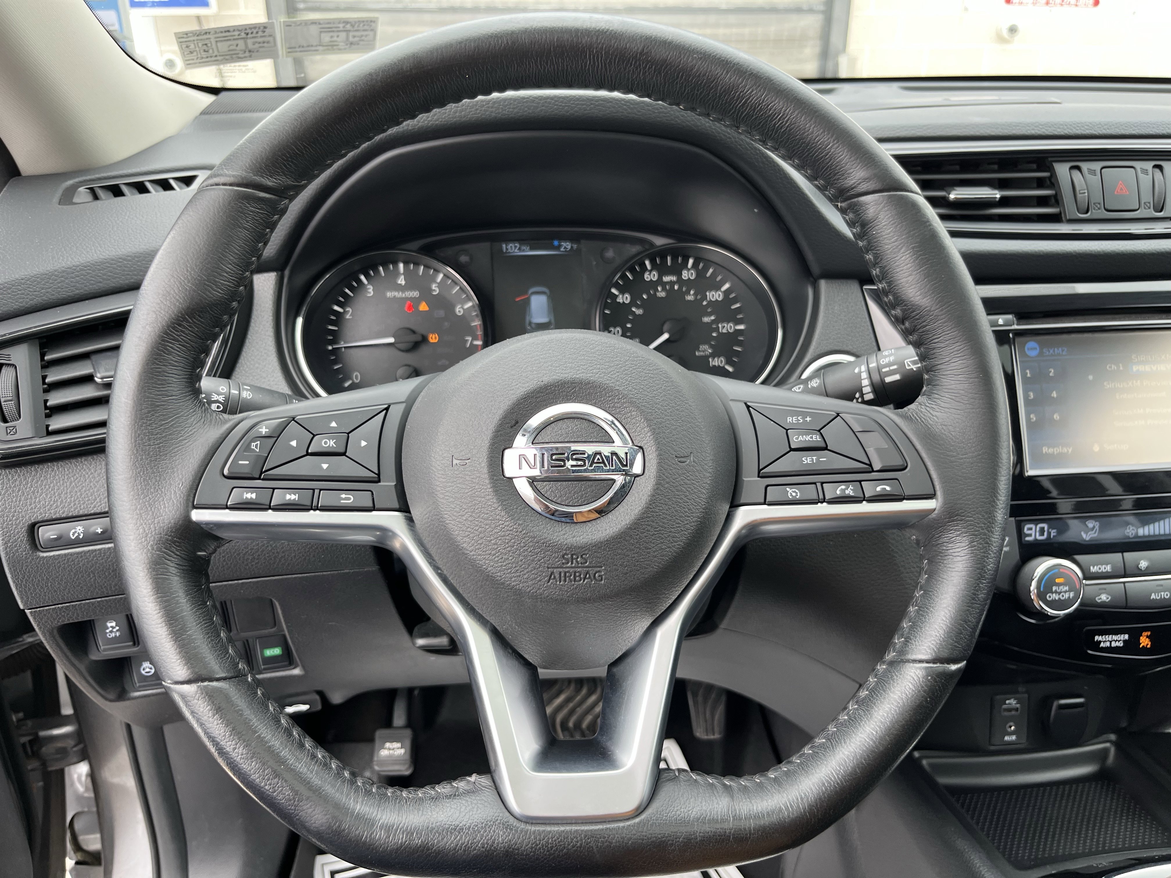 Used 2017 Nissan Rogue SV w/ Sun & Sound Touring Package image 20