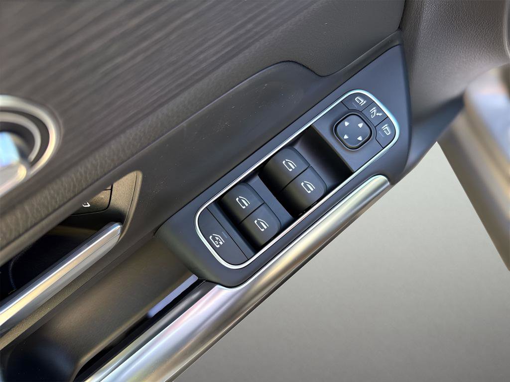 New 2026 Mercedes-Benz GLA 250 4MATIC image 13