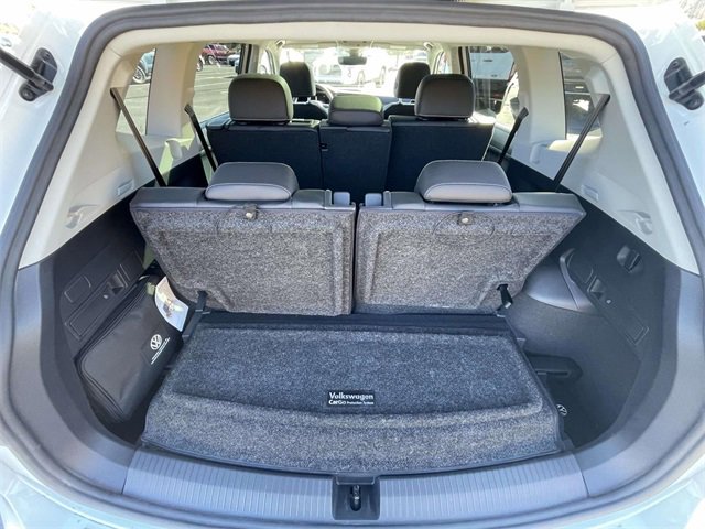 Used 2022 Volkswagen Tiguan SE image 9