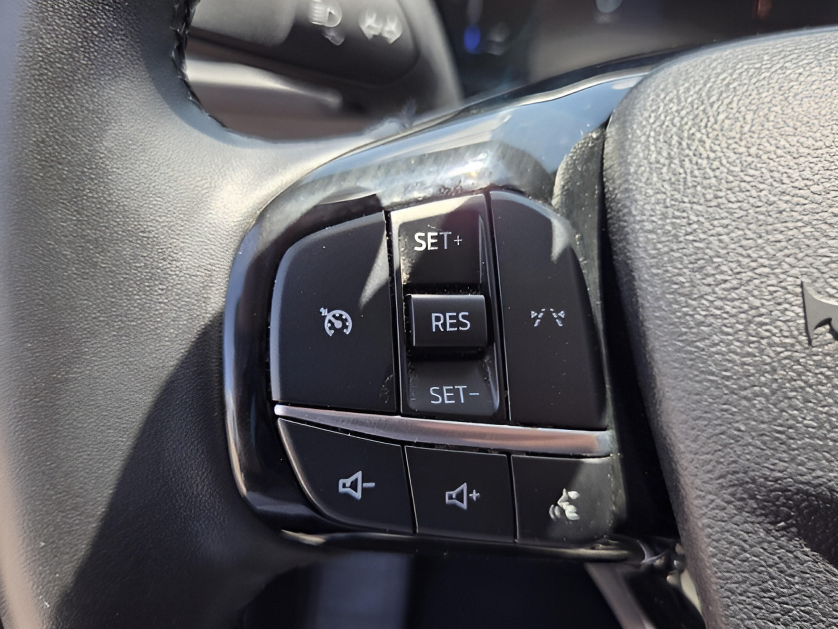 Used 2024 Ford Escape Active AWD/4WD image 24