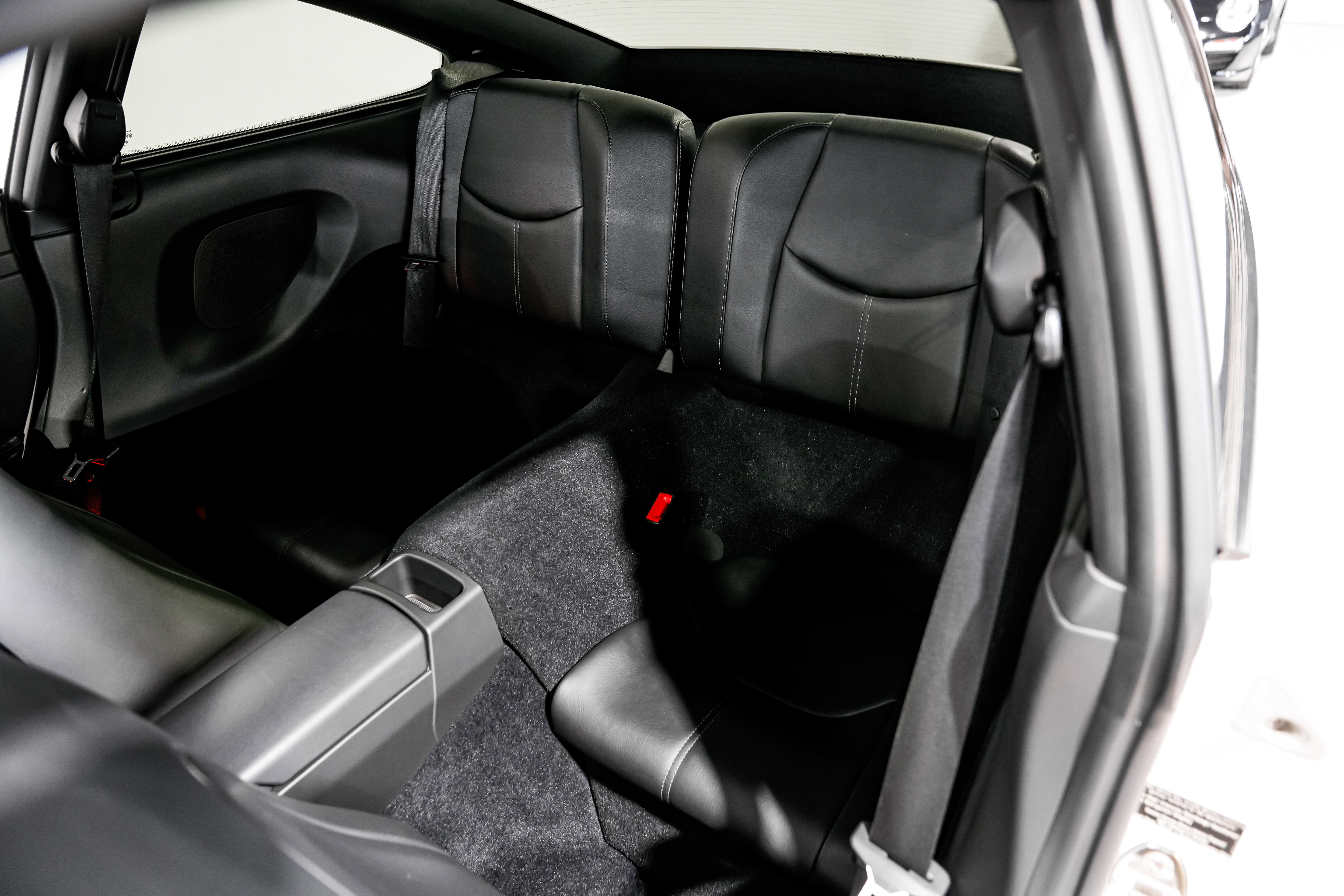 Used 2012 Porsche 911 Carrera GTS image 21