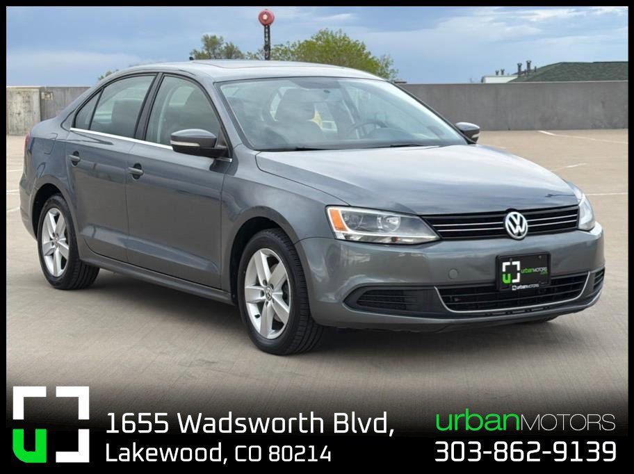 Used 2013 Volkswagen Jetta TDI image 1