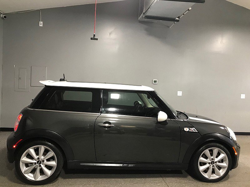 Used 2013 MINI Cooper S image 2