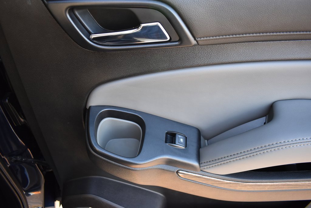Used 2018 Chevrolet Suburban LT image 14