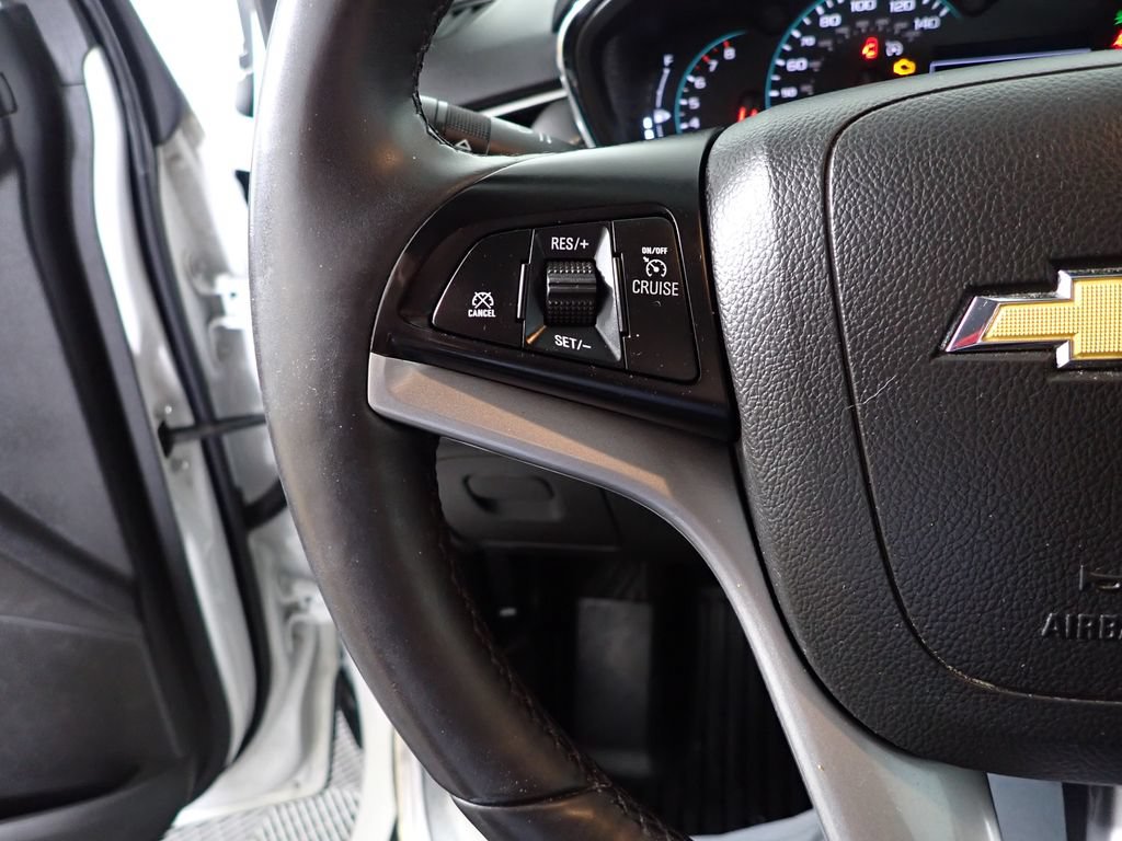 Used 2018 Chevrolet Trax LT w/ LT Convenience Package FWD image 25