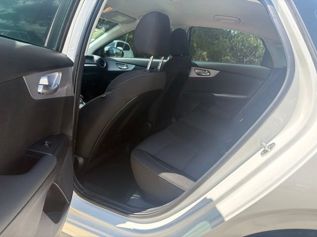 Used 2023 Kia Forte LXS w/ LXS Technology Package FWD image 18