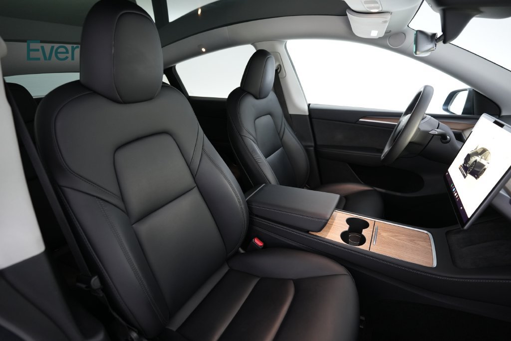 Used 2023 Tesla Model Y Long Range AWD/4WD image 23