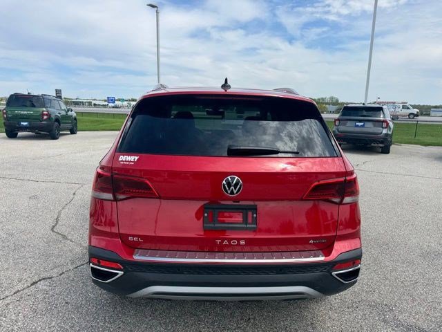 Used 2024 Volkswagen Taos SEL AWD/4WD image 8