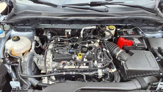 Used 2022 Ford Escape SE w/ SE Sport Appearance Package image 33