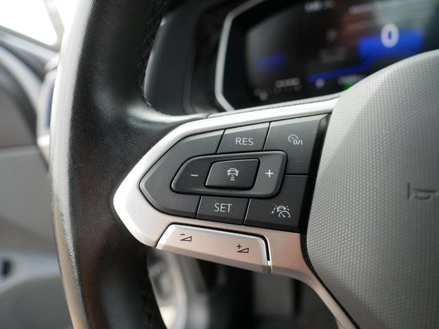 Certified 2023 Volkswagen Jetta SE FWD image 25