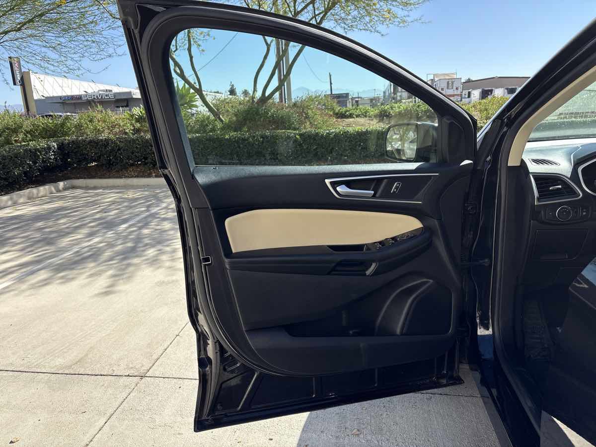 Used 2020 Ford Edge SEL w/ Convenience Package image 20