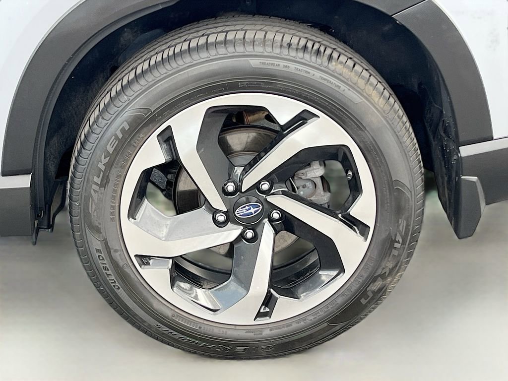 Used 2023 Subaru Forester Touring image 33
